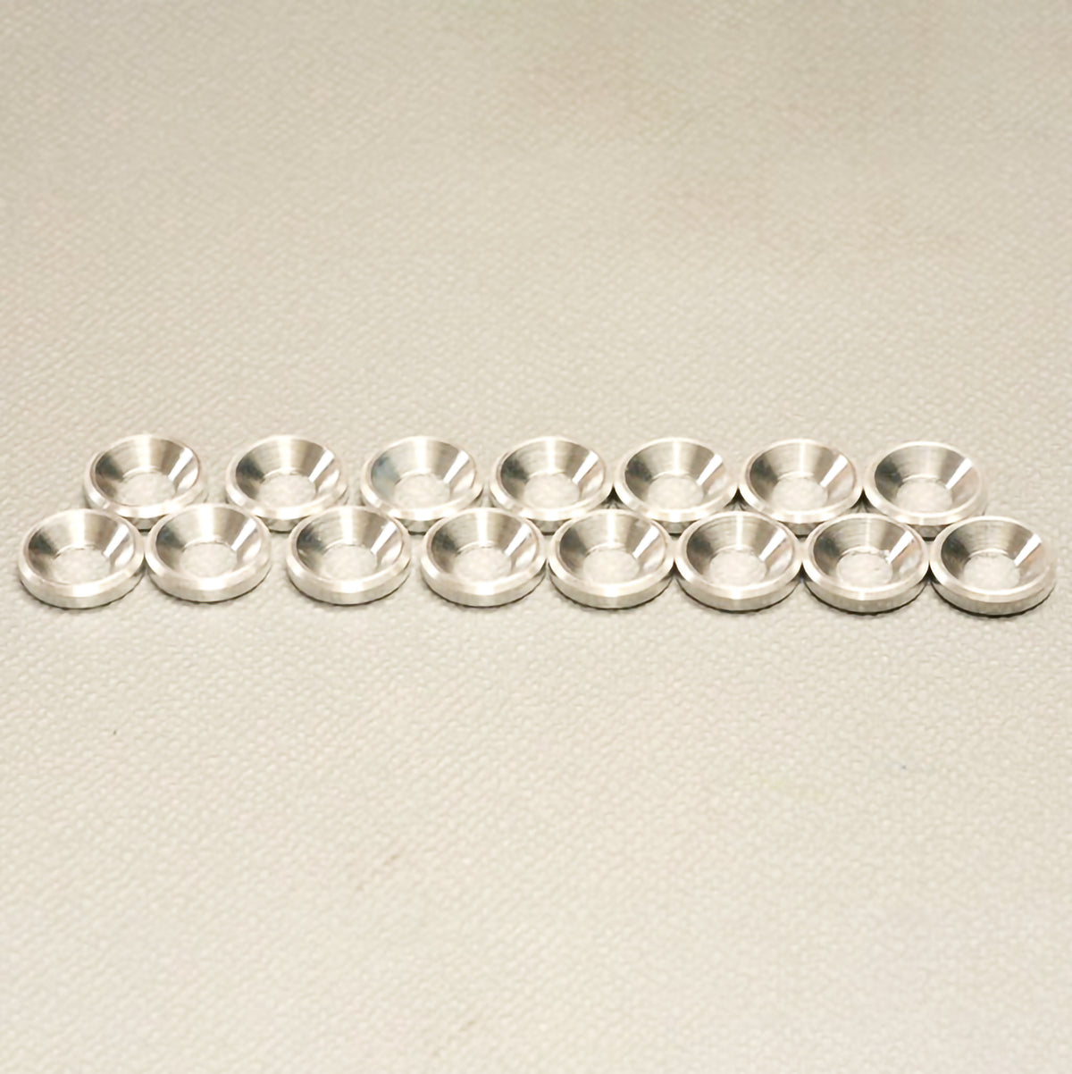 Mugen Seiki 4mm Counter Sunk Flat Washer 15pcs