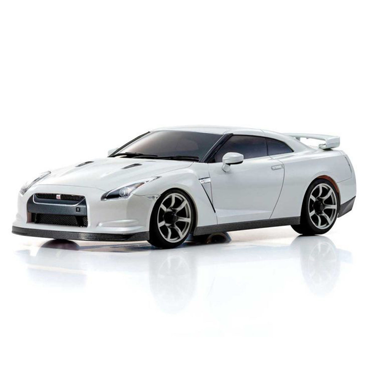 Kyosho MA-020 AWD Mini-Z ReadySet w/Nissan GT-R R35 Body (White) & KT-531P 2.4GHz Radio