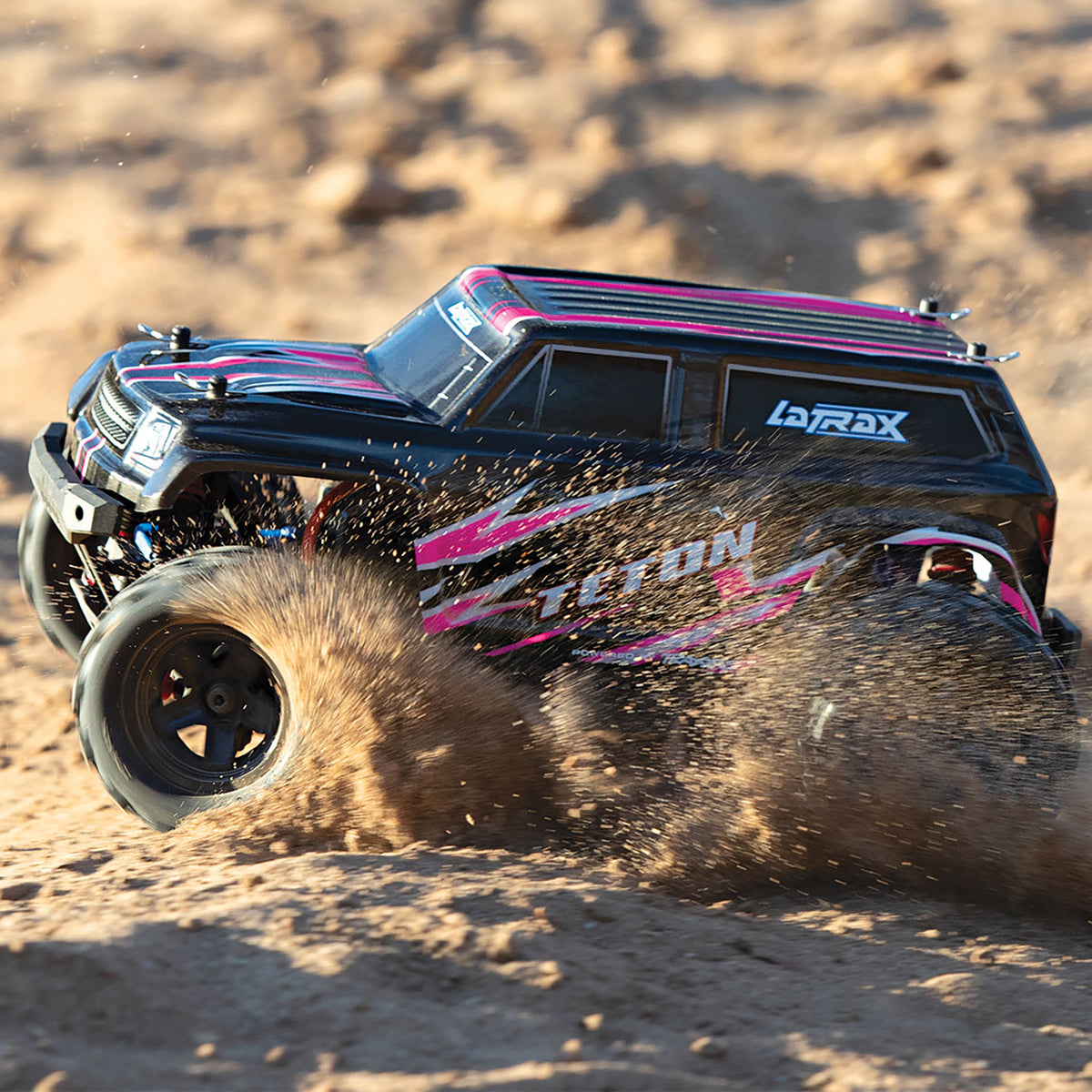 Traxxas LaTrax Teton 1/18 4WD RTR Monster Truck (Pink) w/2.4GHz Radio, Battery & AC Charger