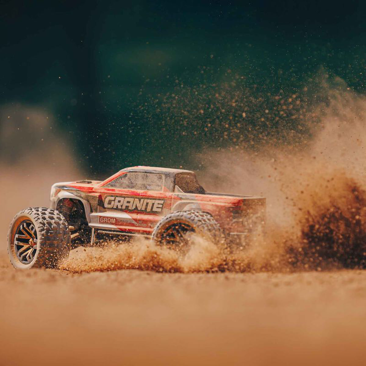 Arrma Granite Grom 4x4 Smart Small Scale MT Red