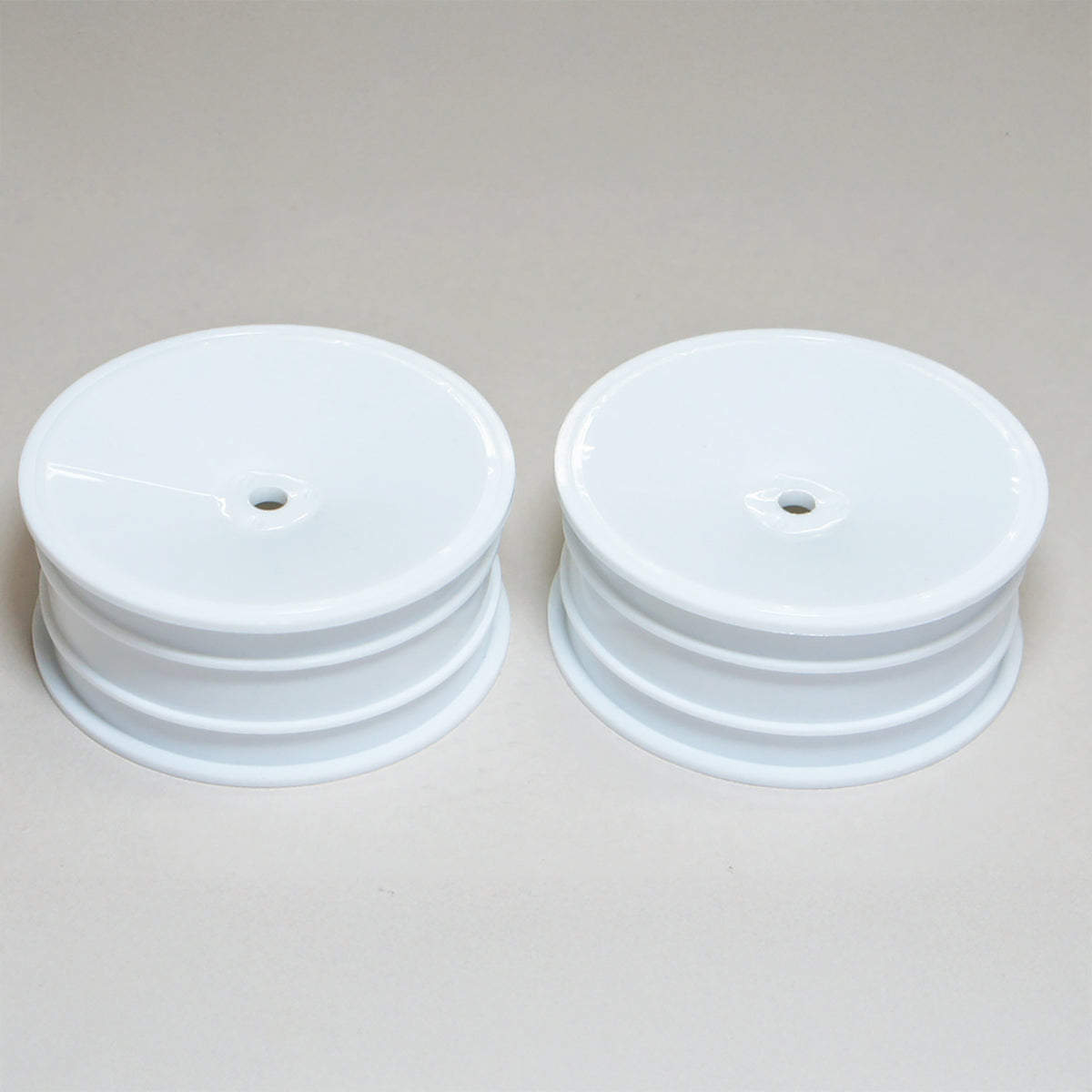 Mugen Seiki 2.2 Front Buggy Wheels (White) (2) (12mm Hex)
